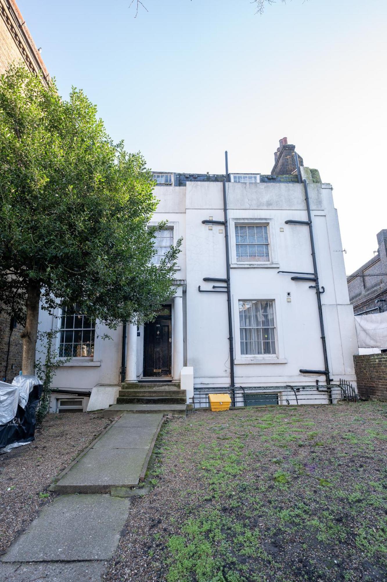 Beautiful Studio Flat In Hackney Next To Overground Station 런던 외부 사진