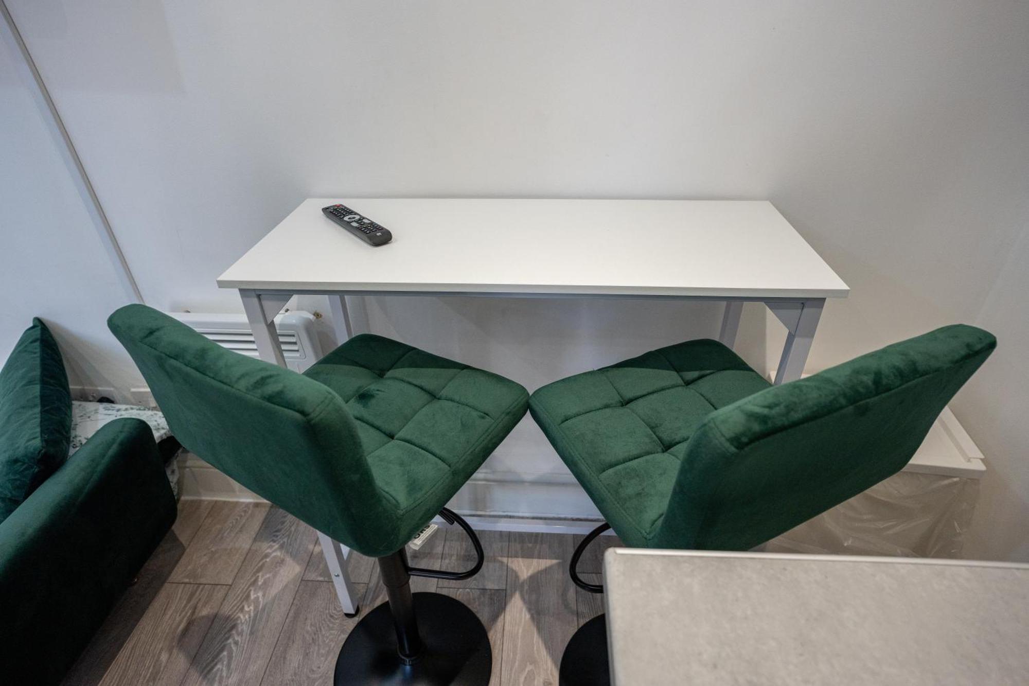 Beautiful Studio Flat In Hackney Next To Overground Station 런던 외부 사진